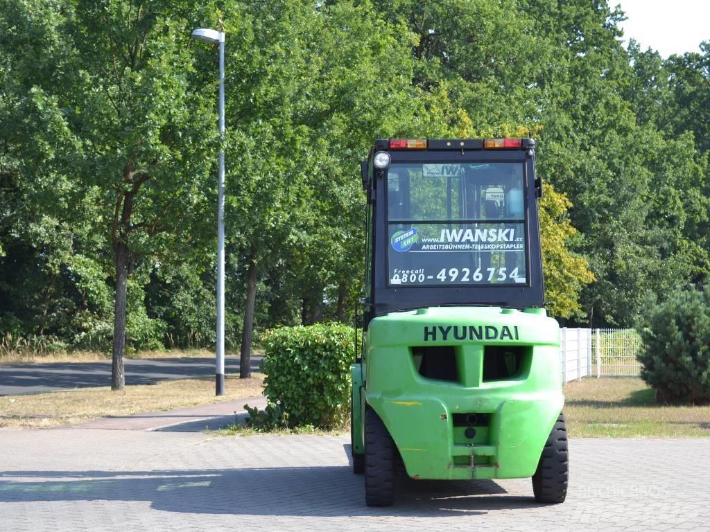 Hyundai 30 D-7 Wózki Diesla