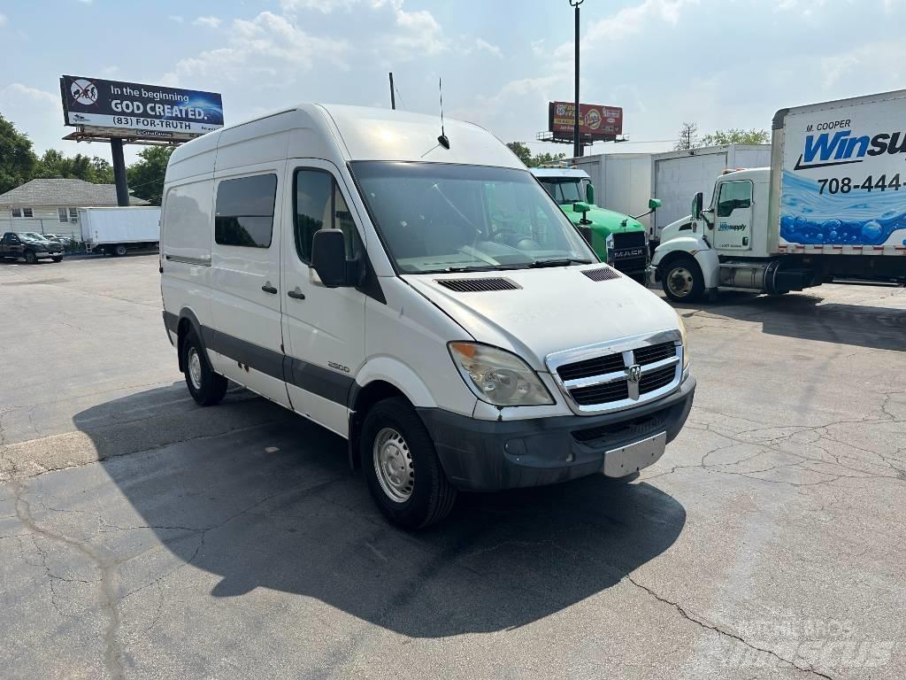 Dodge Sprinter 2500 Busy / Vany