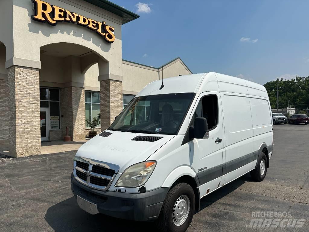 Dodge Sprinter 2500 Busy / Vany