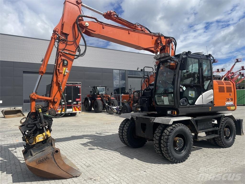 Hitachi ZX 140 W-6 Koparki kołowe