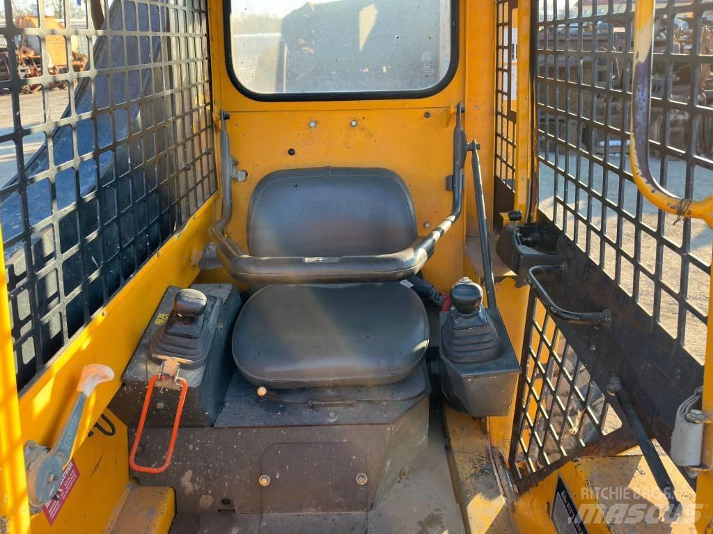 JCB 165 Ładowarki burtowe