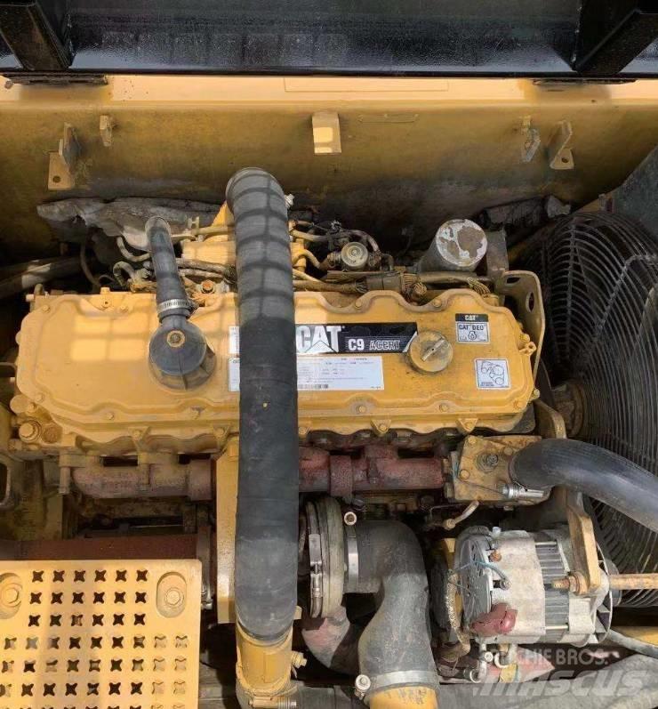 CAT 330DL Koparki gąsienicowe