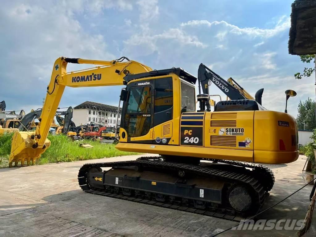 Komatsu PC 240 Koparki gąsienicowe