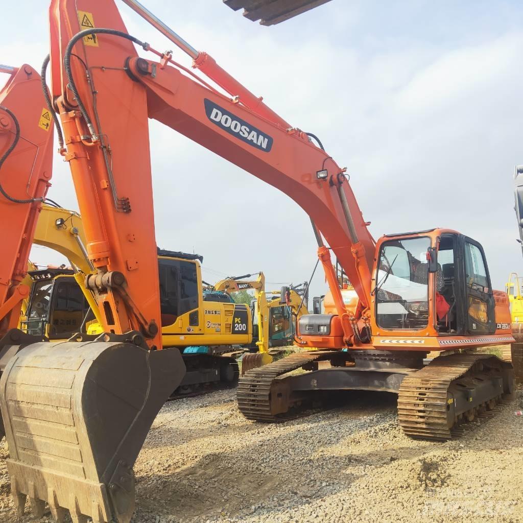 Doosan DX260LC Koparki gąsienicowe