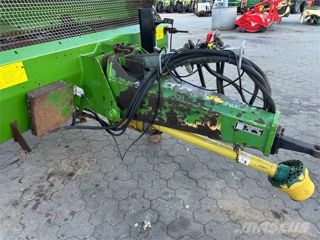Bergmann M 5210 S Rozrzutnik obornika