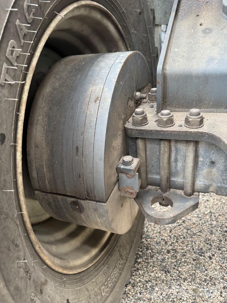 Lännen 8600 i Koparko-ładowarki