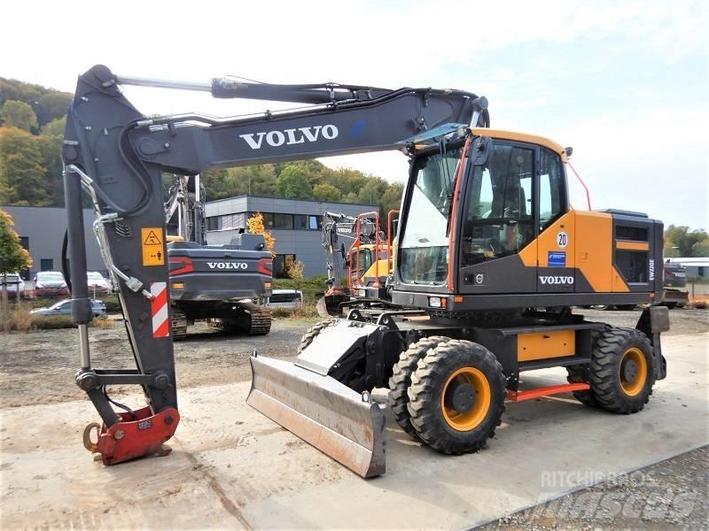 Volvo EW 220 E Koparki kołowe