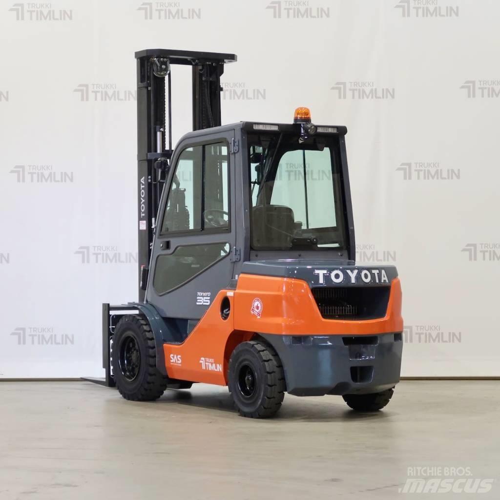 Toyota 52-8FDJF35 Wózki Diesla