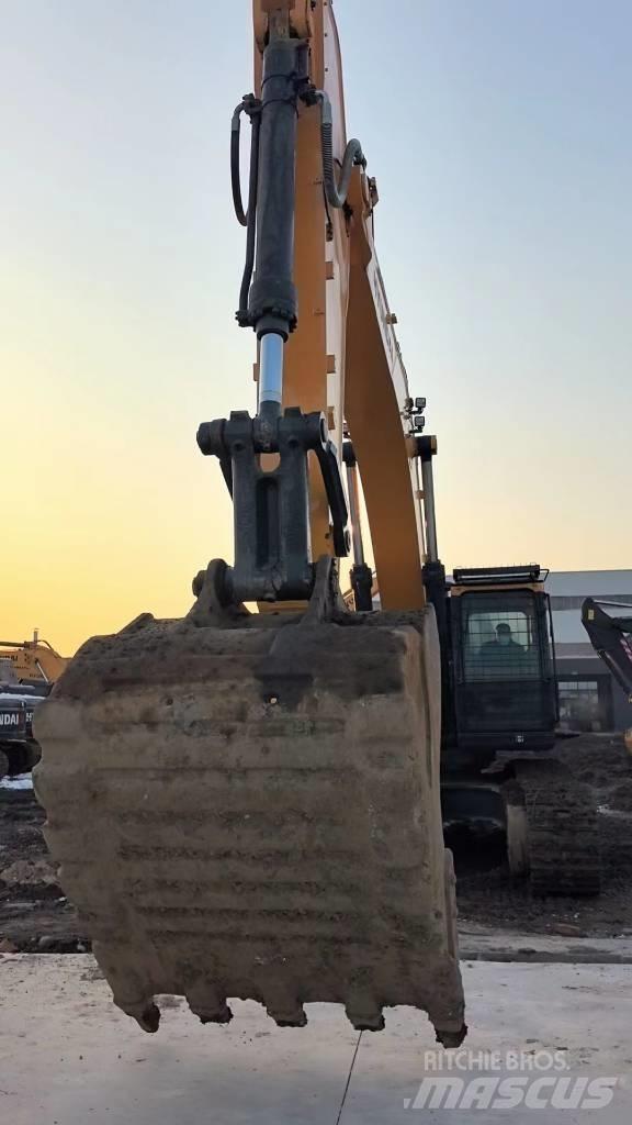 Hyundai R520L-9VS Koparki gąsienicowe