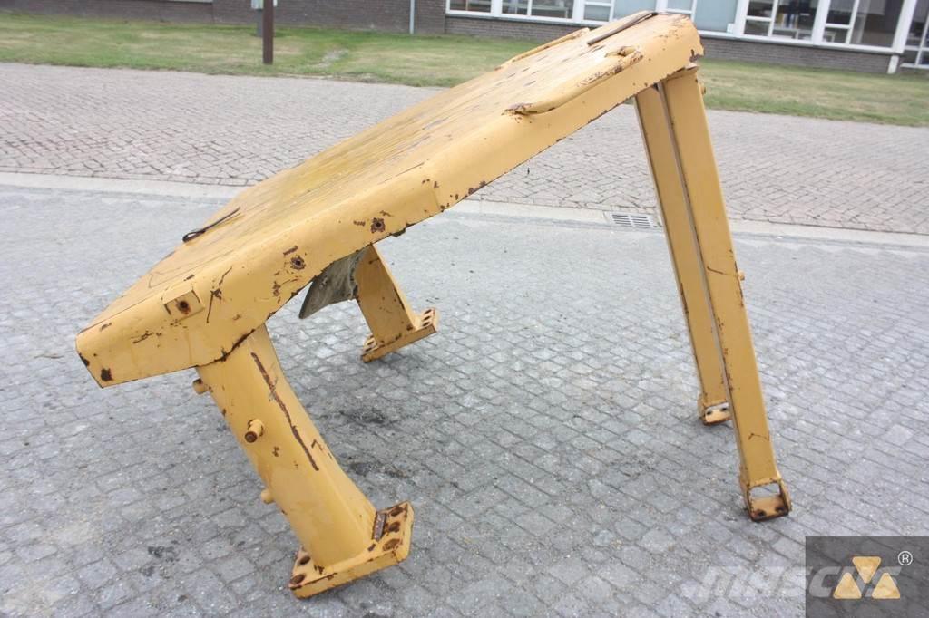 CAT D8N O-rops cab Kabiny i wnętrze