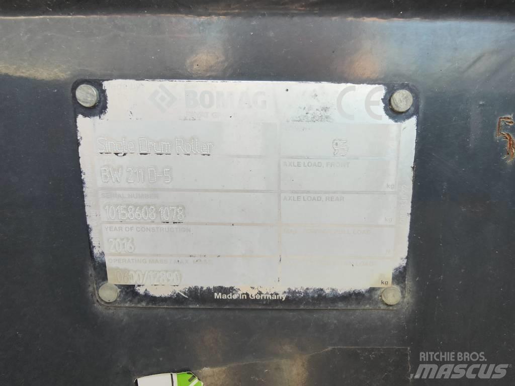 Bomag BW 211 D-50 Walce ogumione