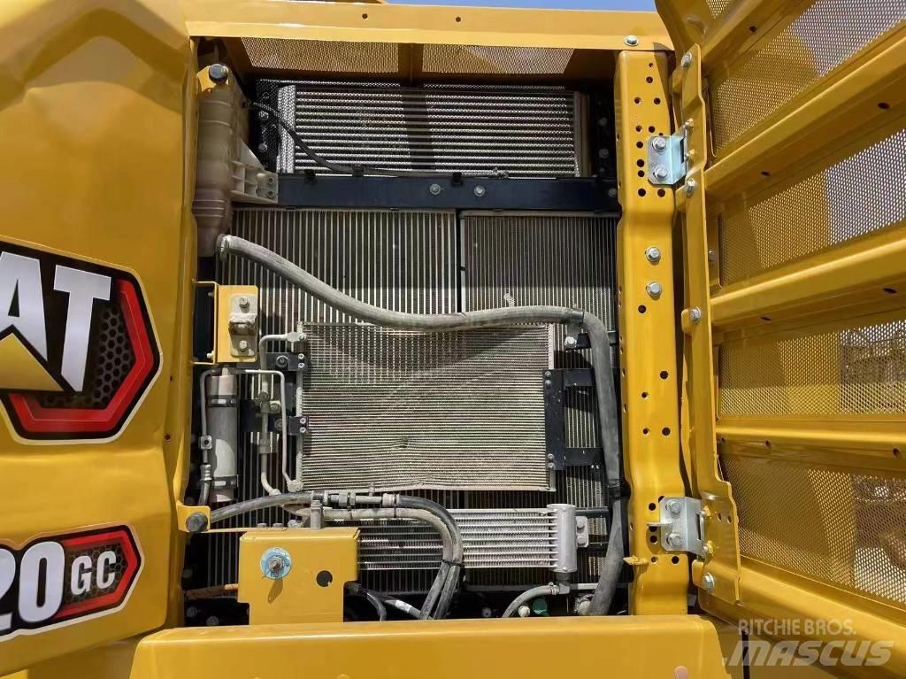 CAT 320GC Koparki gąsienicowe