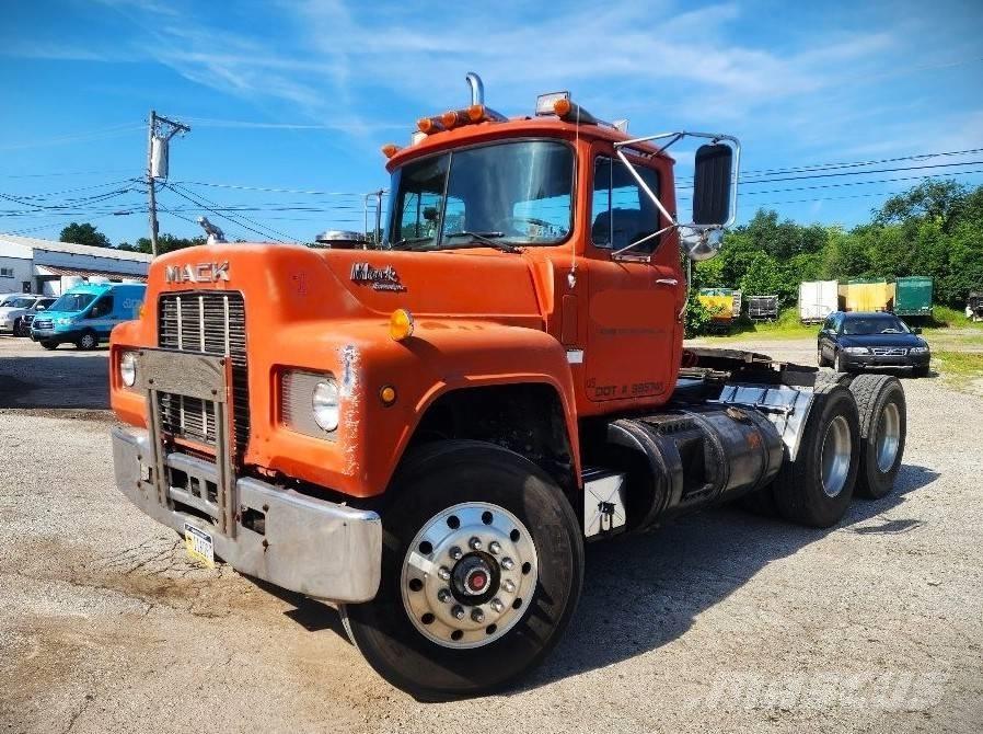 Mack R 688 ST Ciągniki siodłowe