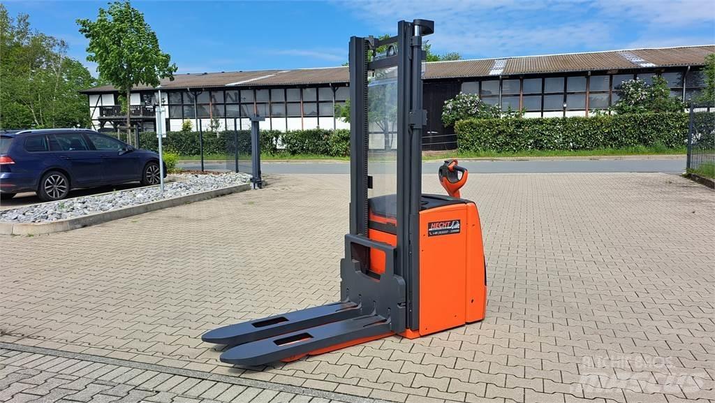 Linde L20 Wózki widłowe unoszące z dyszlem