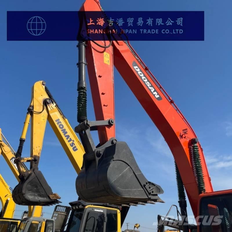 Doosan DX 300 Koparki gąsienicowe