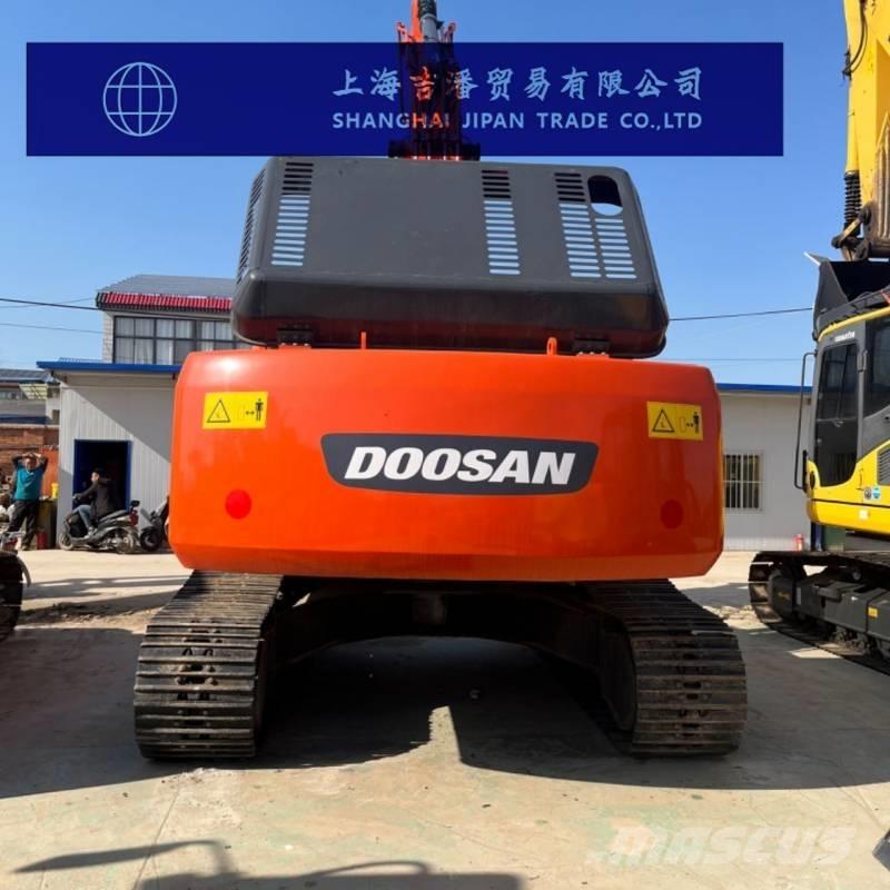 Doosan DX 300 Koparki gąsienicowe