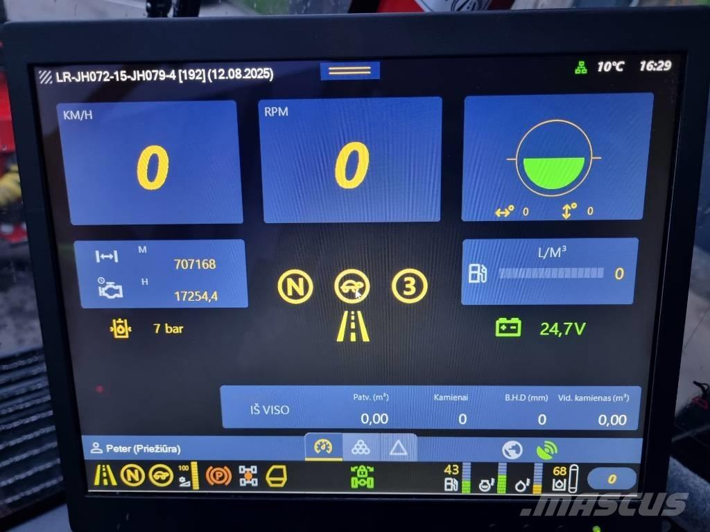 Komatsu 931 XC Harwestery