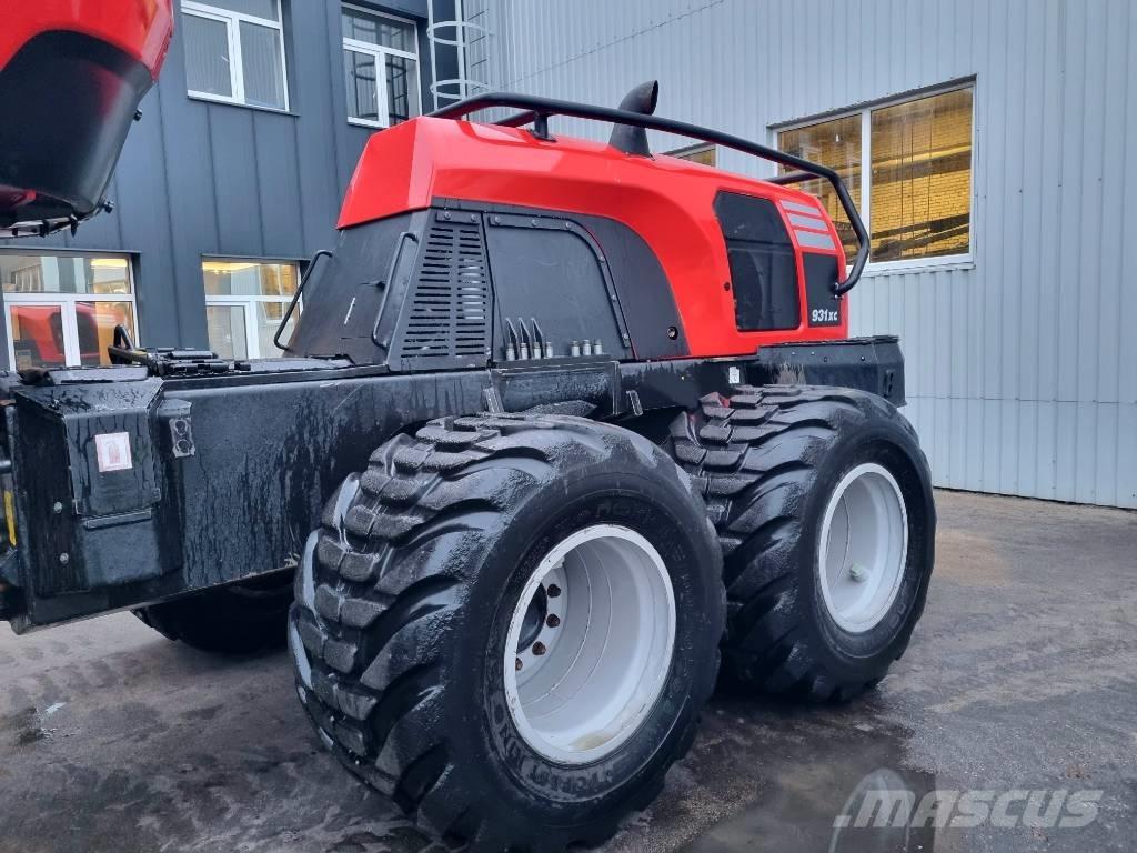 Komatsu 931 XC Harwestery