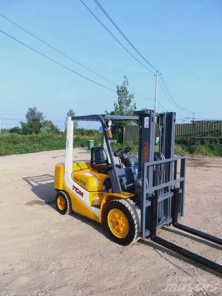 TCM FD30 Wózki Diesla