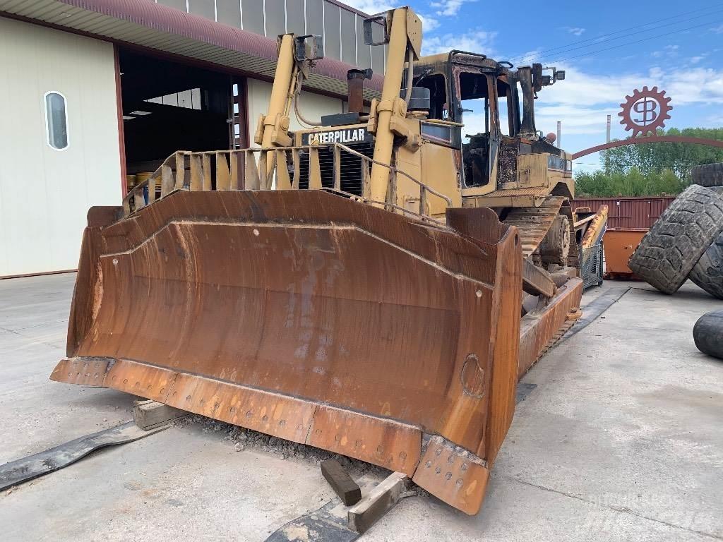 CAT D 8 R II Spycharki gąsienicowe