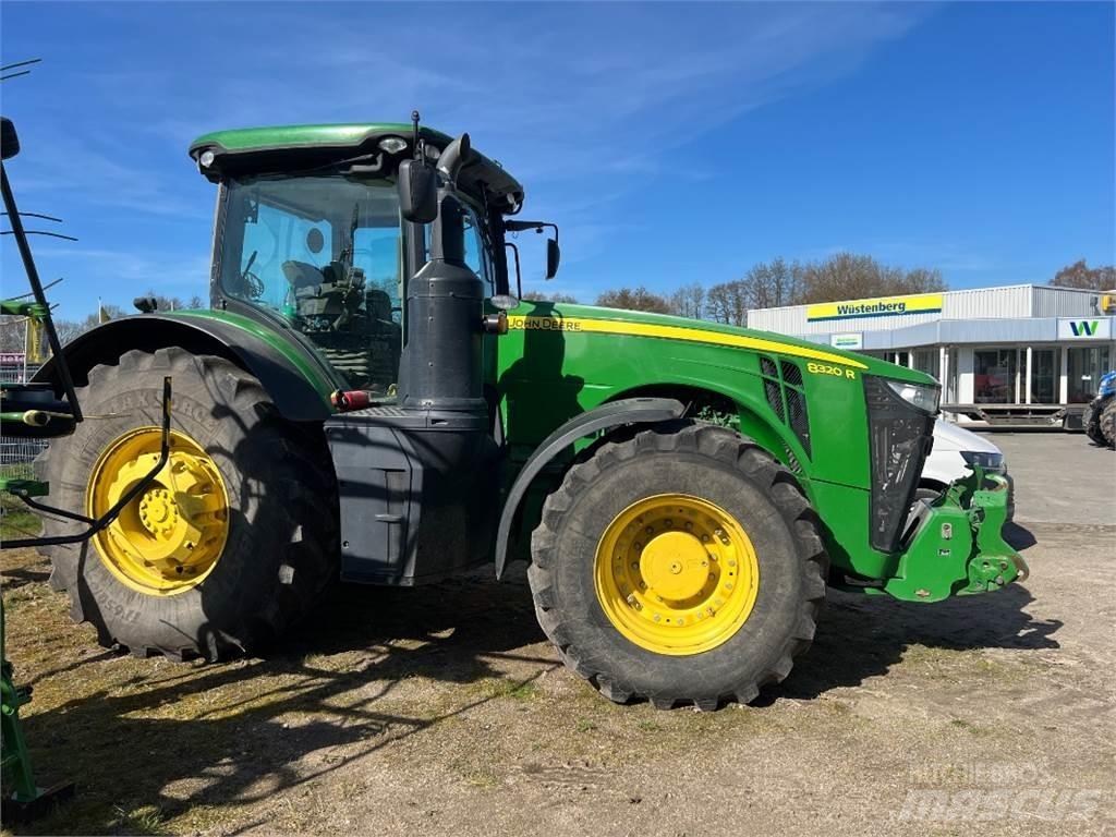 John Deere 8320 R Ciągniki rolnicze