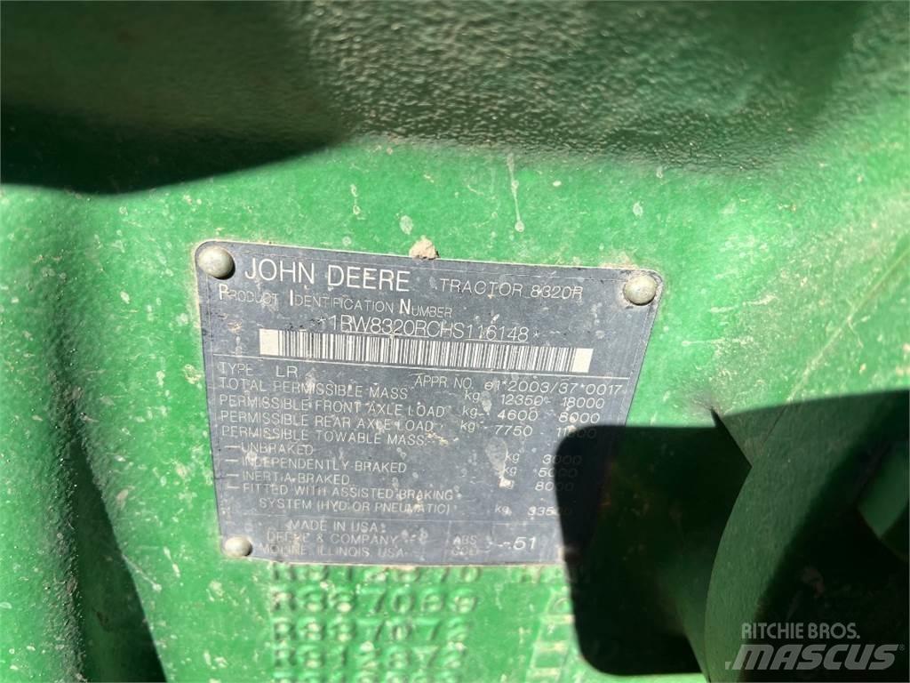 John Deere 8320 R Ciągniki rolnicze