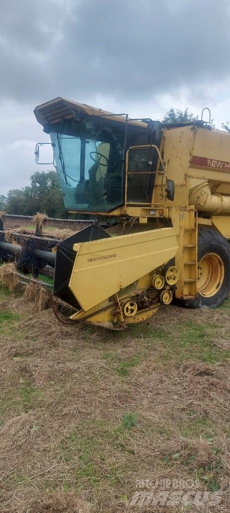 New Holland TX 34 Kombajny zbożowe