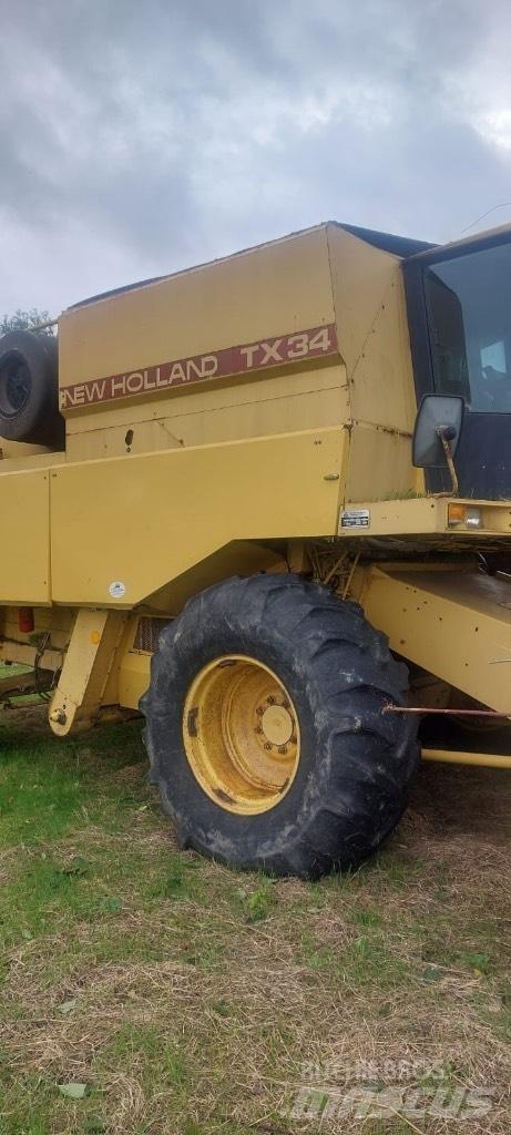 New Holland TX 34 Kombajny zbożowe