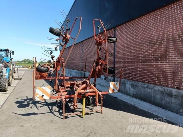 Kuhn GF6301 MH Zgrabiarki i przetrząsacze
