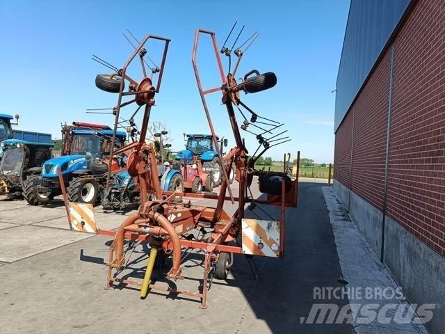 Kuhn GF6301 MH Zgrabiarki i przetrząsacze