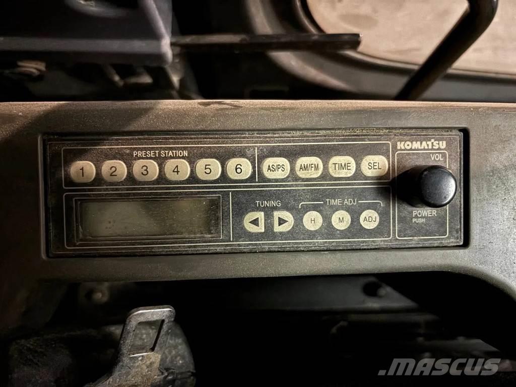 Komatsu PC210LC-8 Koparki gąsienicowe