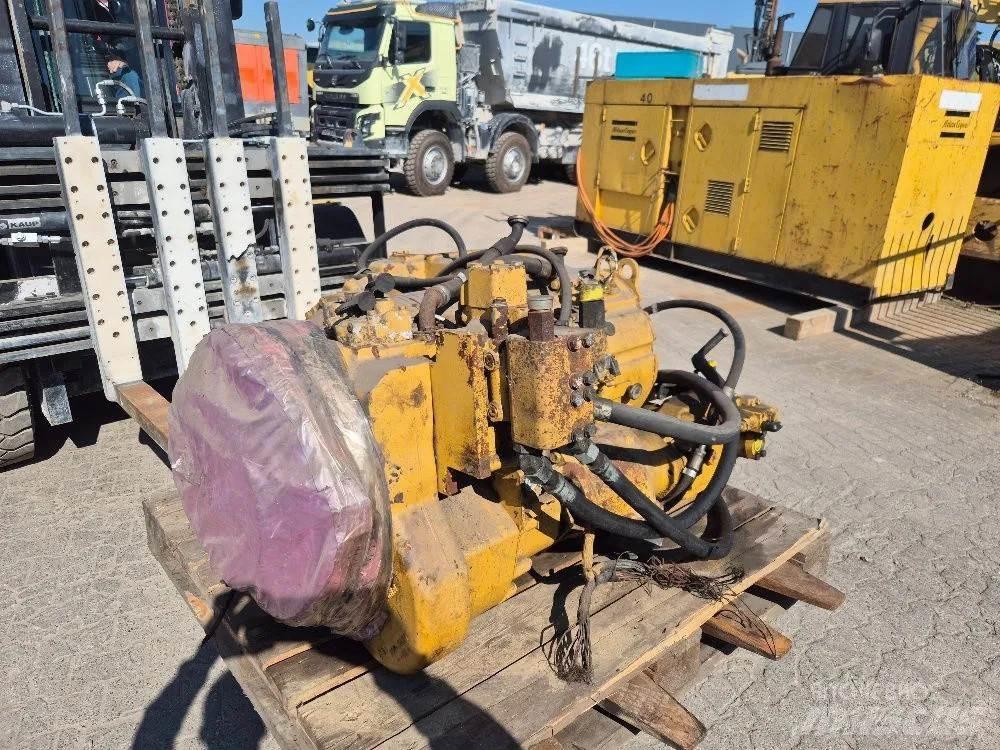 CAT 966G Przekładnie i skrzynie biegów
