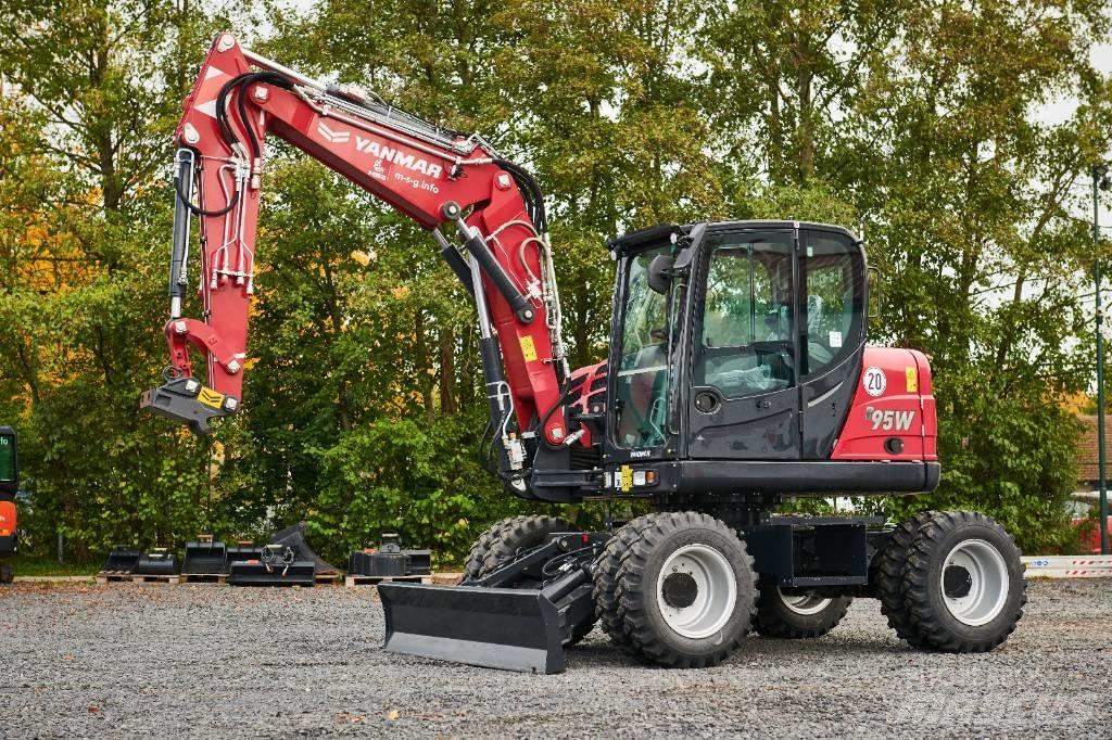 Yanmar B95W Koparki kołowe