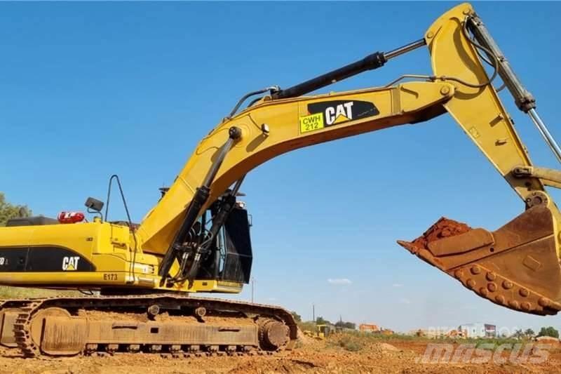 CAT 336D Minikoparki