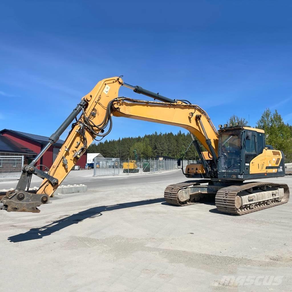 Hyundai HX220L Koparki gąsienicowe