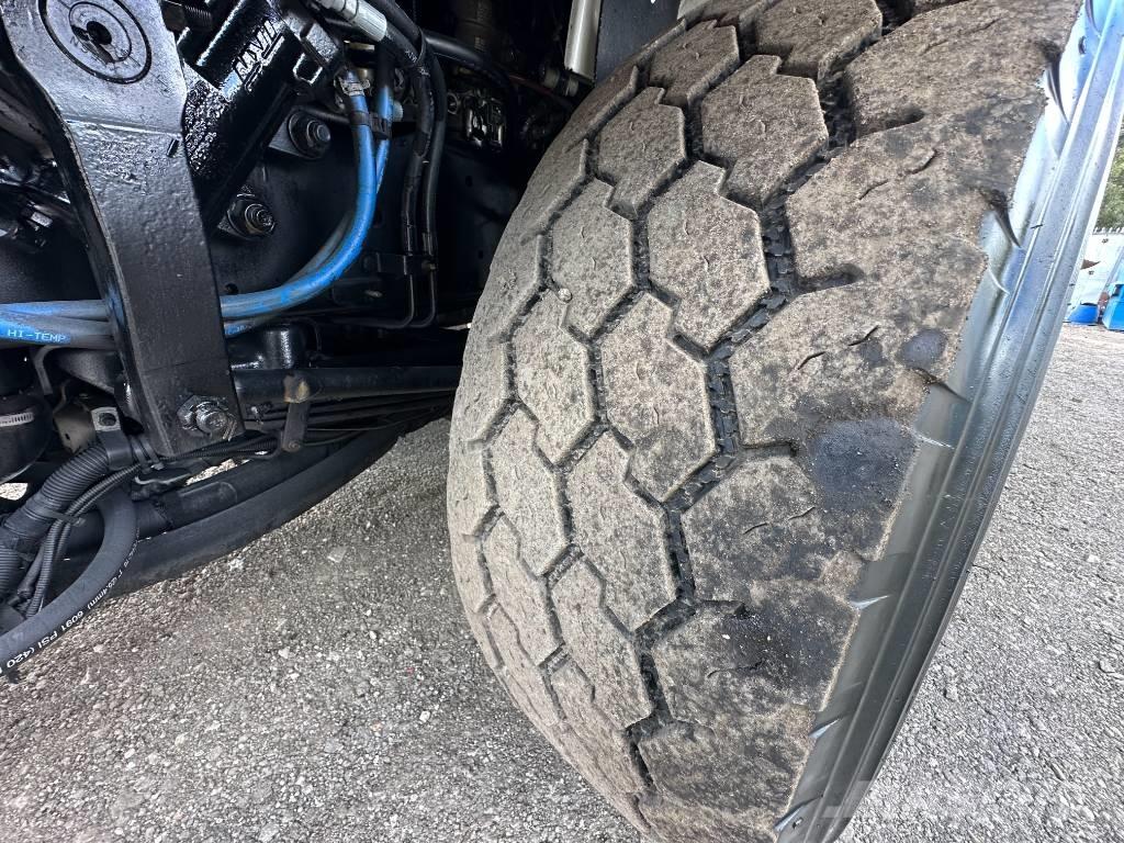 Freightliner M2 Kombi / koparki ssące