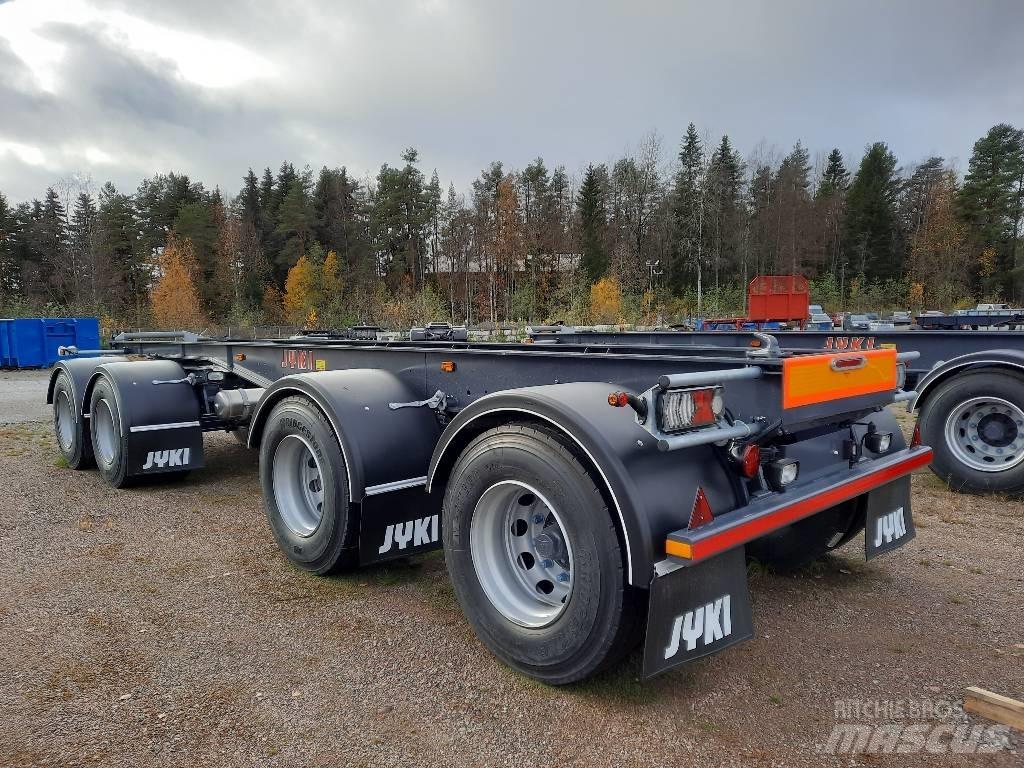 Jyki V42-T0-82 Przyczepy do przewozu drewna