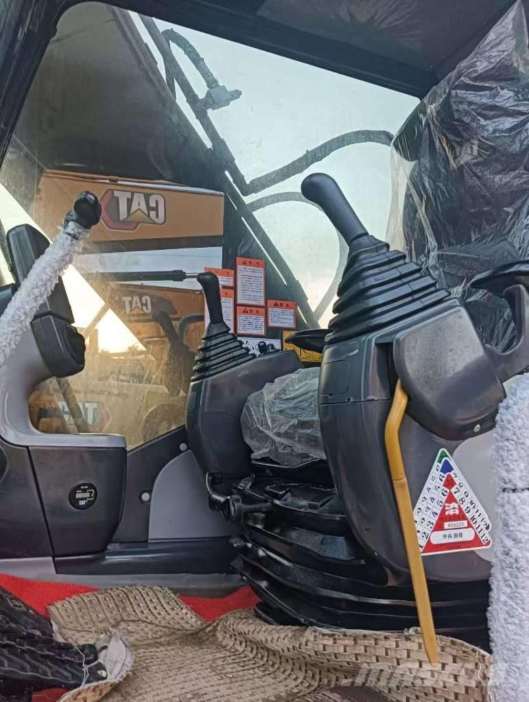 CAT 324 D L Koparki gąsienicowe