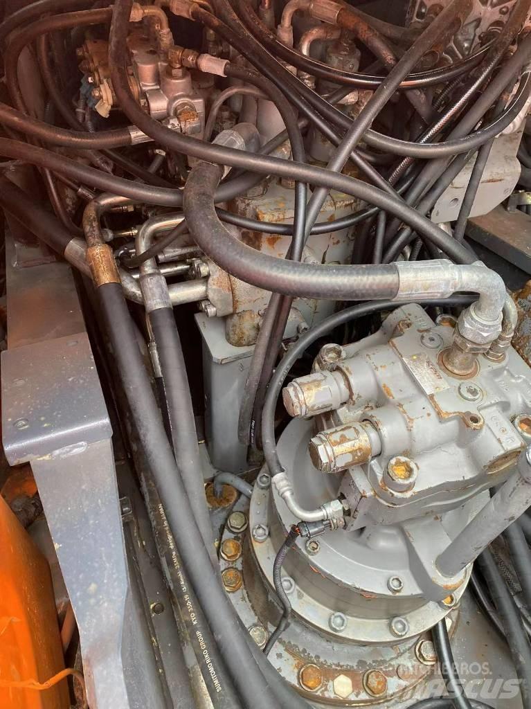 Hitachi ZX 210 Koparki gąsienicowe