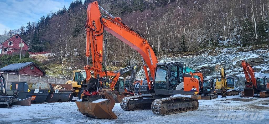 Hitachi ZX 210 LC-6 Koparki gąsienicowe