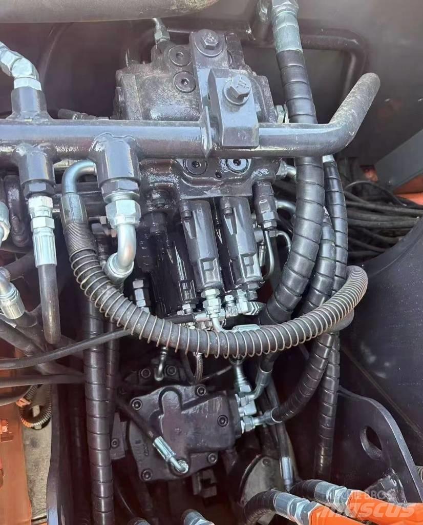 Hitachi 70 Koparki gąsienicowe