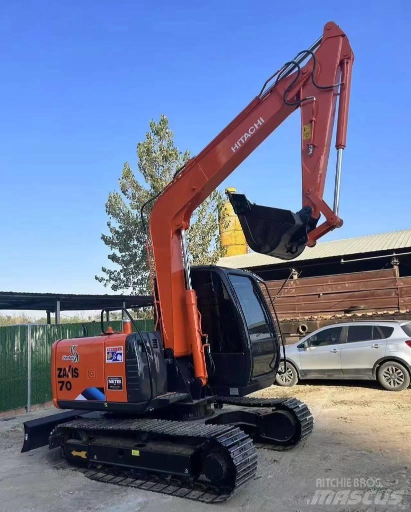 Hitachi 70 Koparki gąsienicowe
