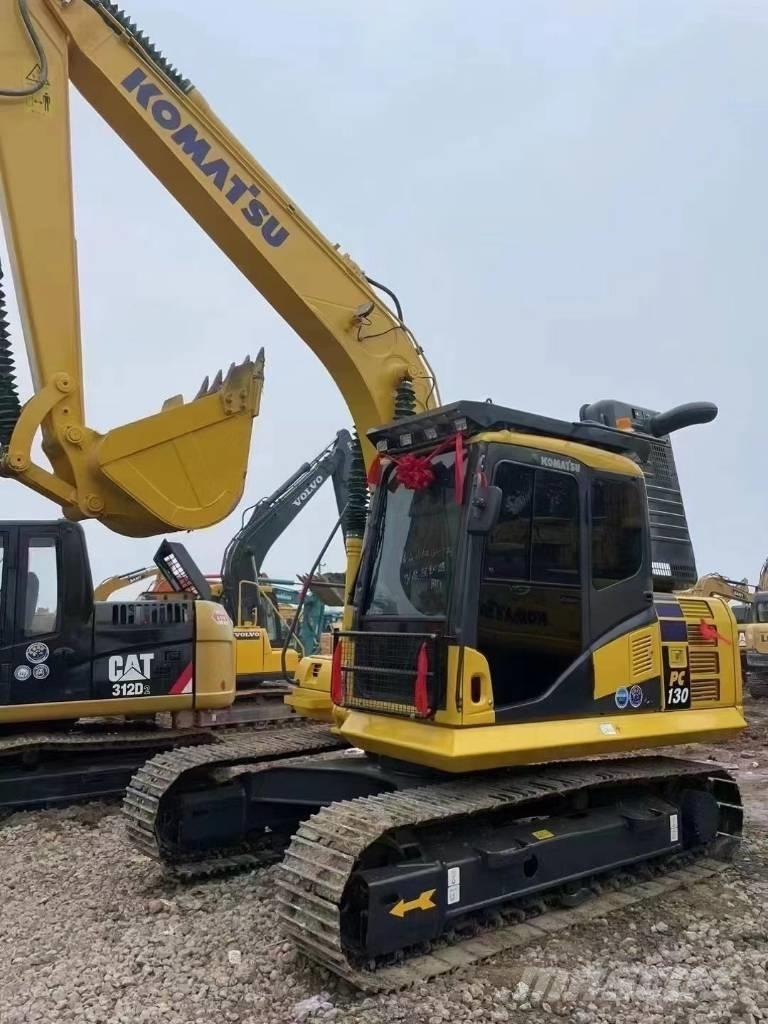 Komatsu PC 130-8 Koparki gąsienicowe