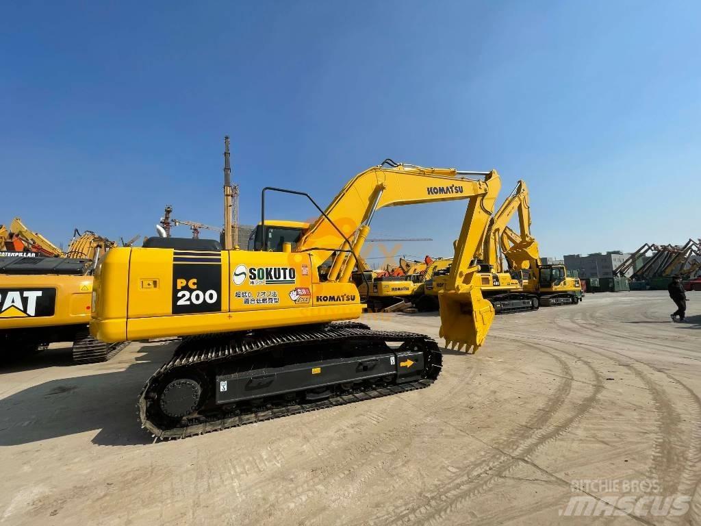 Komatsu PC 200 Koparki gąsienicowe
