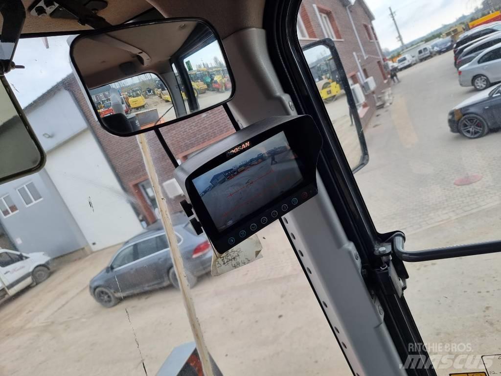 Doosan DL 200-3 Ładowarki kołowe