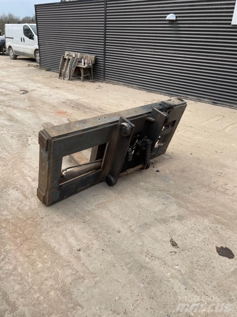  Andet 7000kg Maszyny budowlane - Inne