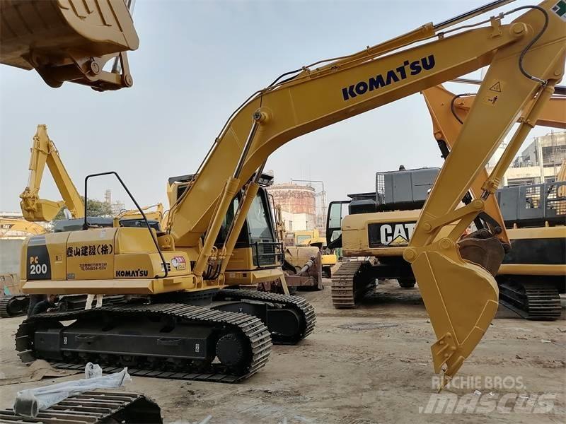 Komatsu pc200-8 Koparki gąsienicowe