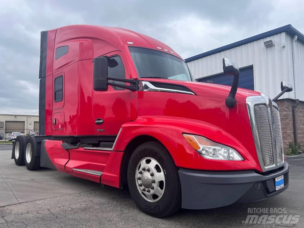 Kenworth T 680 Ciągniki siodłowe