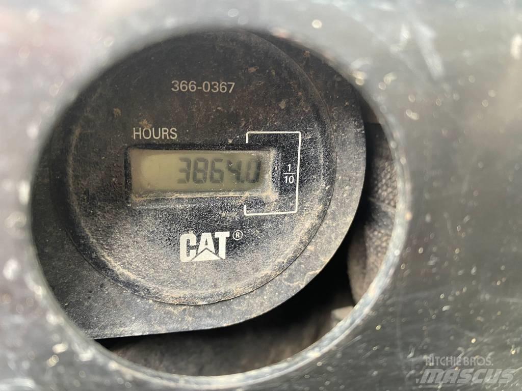 CAT 305 E Minikoparki
