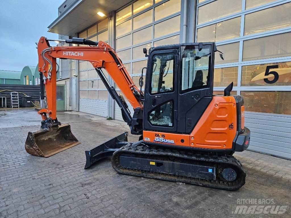 Hitachi ZX65USB-6 Minikoparki